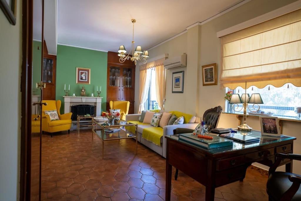 Апартаменты Angela Stylist House Пирей Экстерьер фото